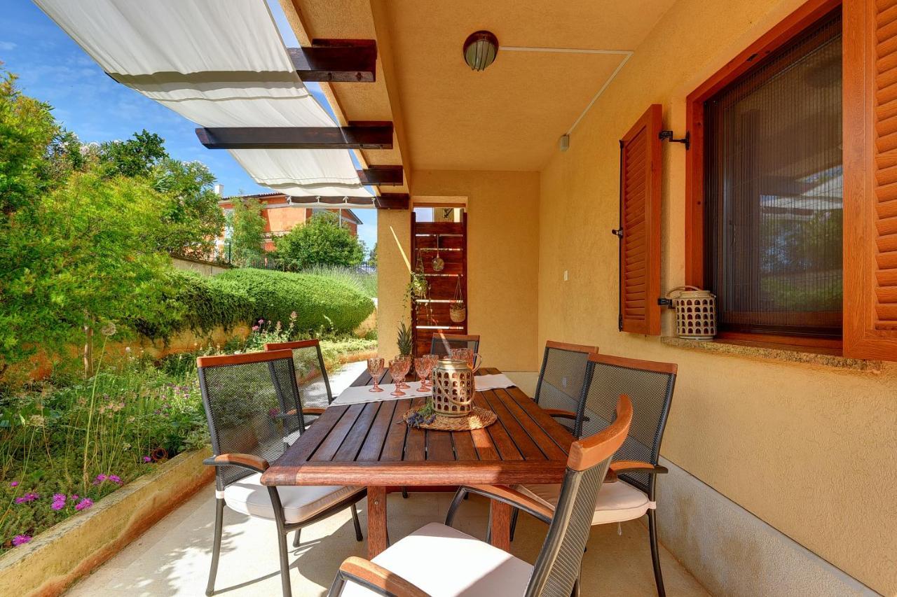 Apartments Buic Vinkuran Extérieur photo